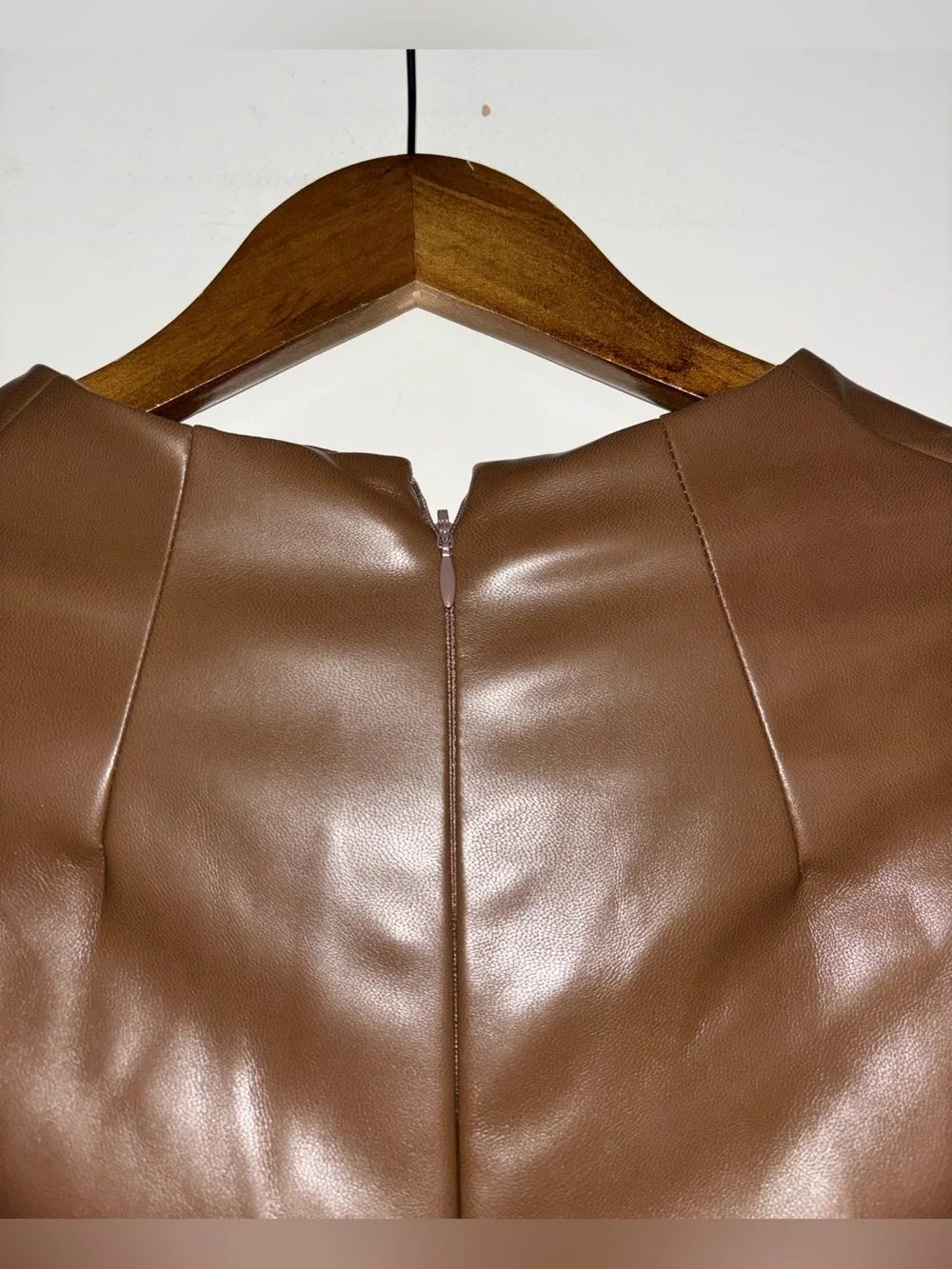 Women V-Neck Long Sleeve Brown Faux Leather Slim Midi Dress Size 2XL Edgy Vixen